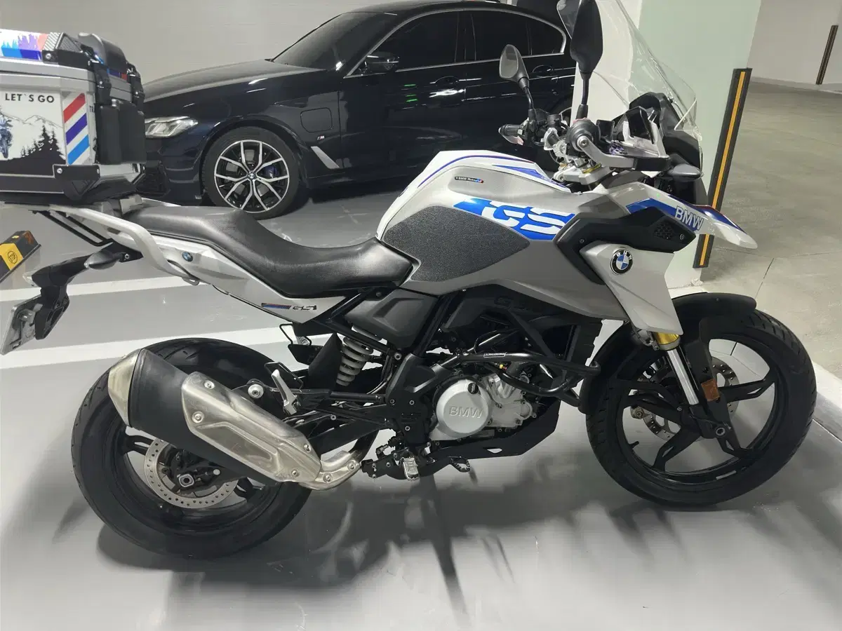 BMW g310gs (11/7)수입새타이어교환+순정오일+순정오일필름